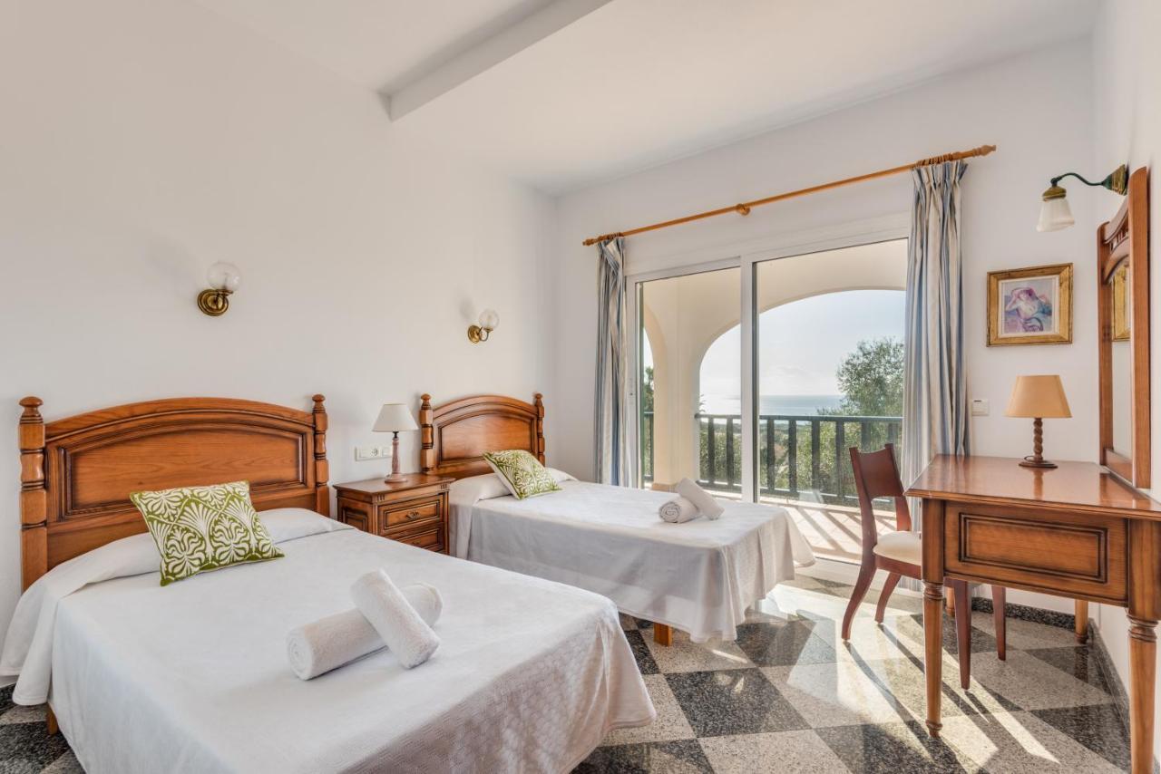 Villa Sol Y Mar Son Bou Exterior photo